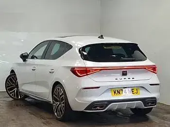Used Cupra Leon VZ2 245 HP (180 kW) 2024 White Hatchback