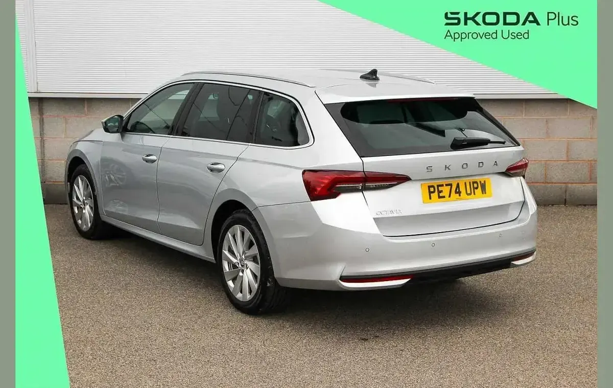 Used Skoda Octavia SE L 147 HP (108 kW) 2024 Brilliant silver metallic Estate