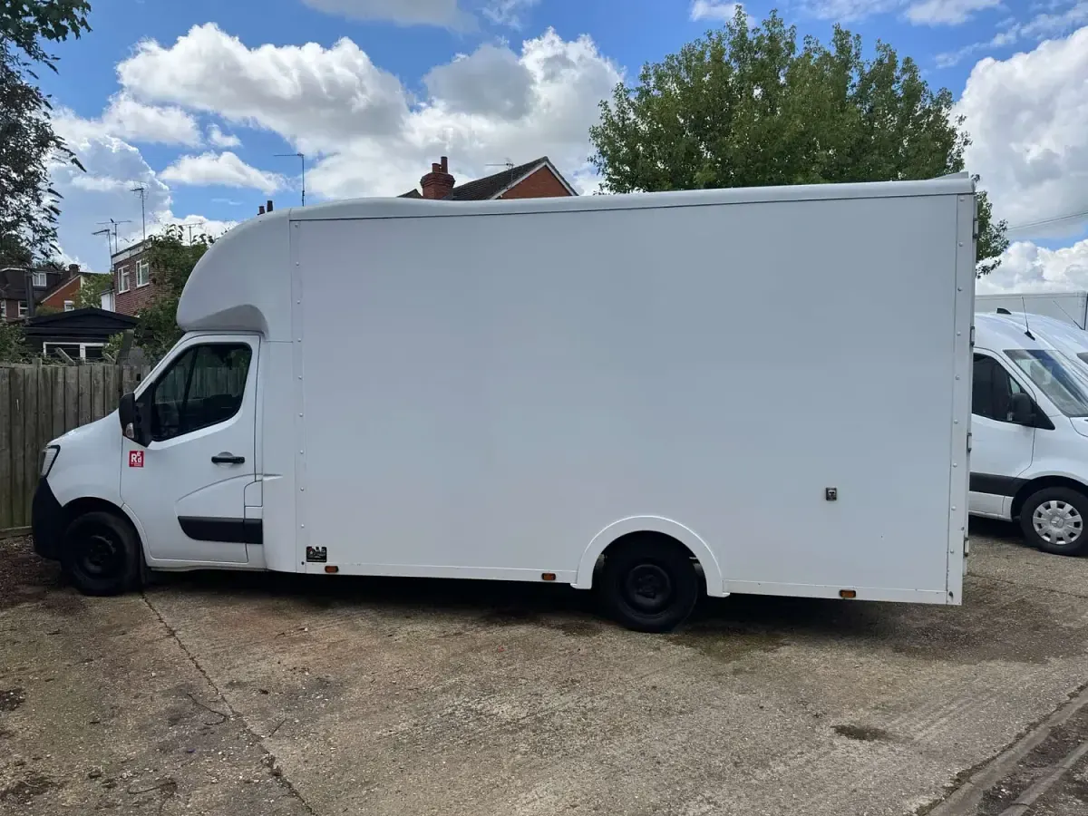 Used Renault Master 2022 White MPV