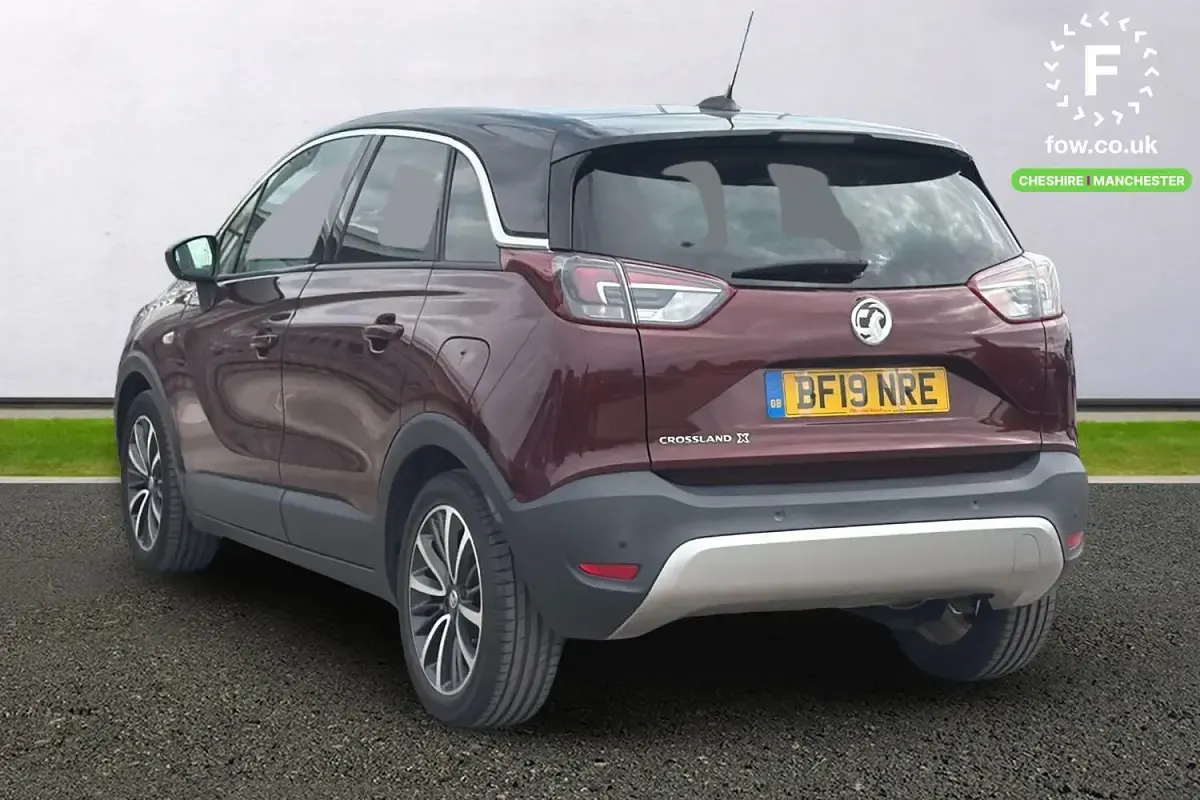 Used Vauxhall Crossland X Elite 82 HP (60 kW) 2018 Red SUV