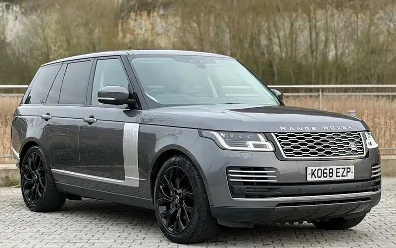 Second-hand Land Rover Range Rover Autobiography 404 CP (297 kW) 2020 SUV