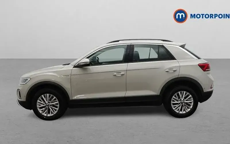 Used VW T-Roc Life 150 HP (110 kW) 2024 SUV