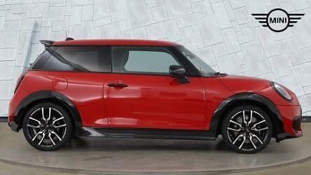 Używany Mini Cooper Hatch 154 KM (113 kW) 2024 Czerwony Hatchback