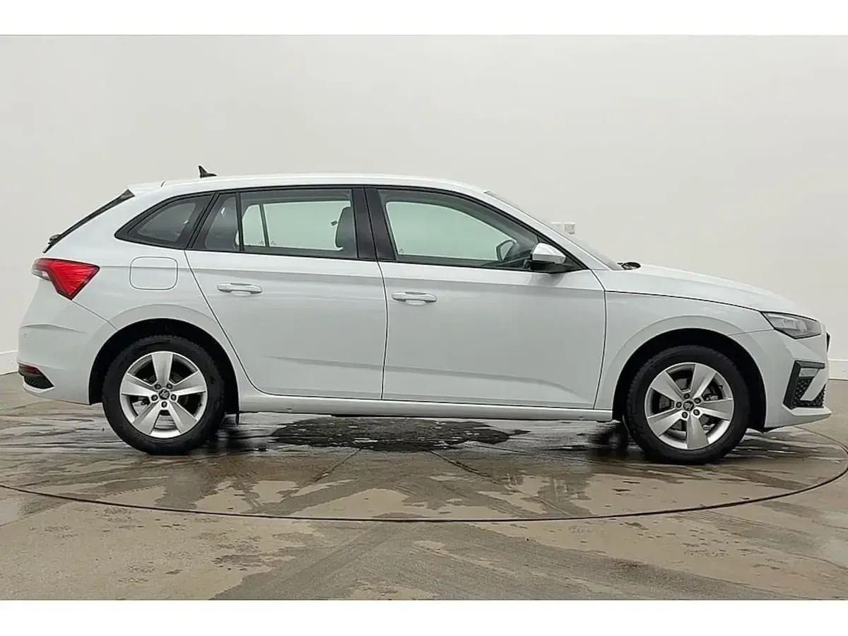 Used Skoda Scala SE 85 HP (62 kW) 2025 Moon white metallic Hatchback