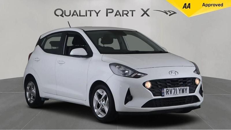 White Used 2021 Hyundai i10 SE Hatchback | £7,940 (Fair price) - Image 1/3