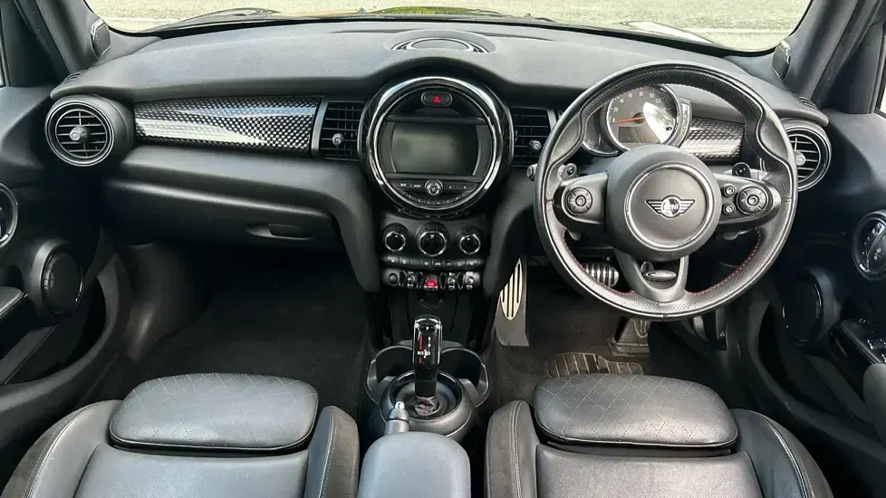 Used Mini Cooper S Hatch 189 HP (139 kW) 2021 Black Hatchback