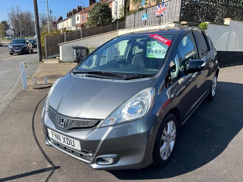 Used Honda Jazz EX 100 HP (73 kW) 2011 Grey Hatchback