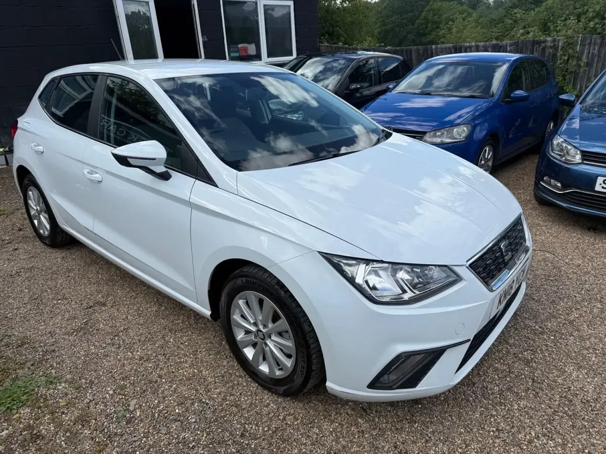 Used Seat Ibiza SE Technology 75 HP (55 kW) 2018 White Hatchback