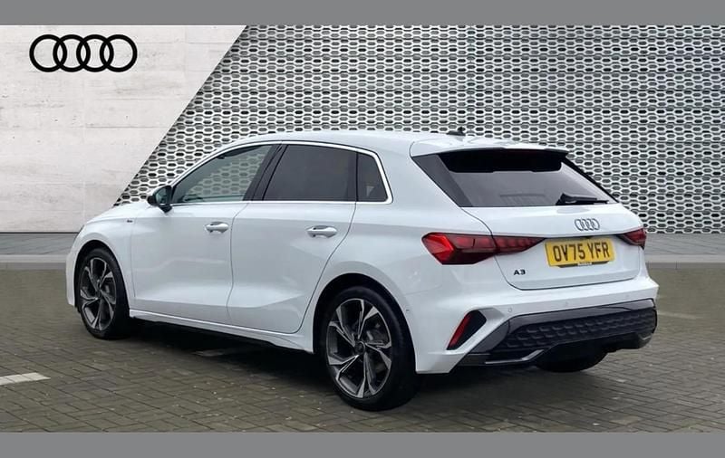 Used Audi A3 S-Line 113 HP (83 kW) 2025 White Hatchback