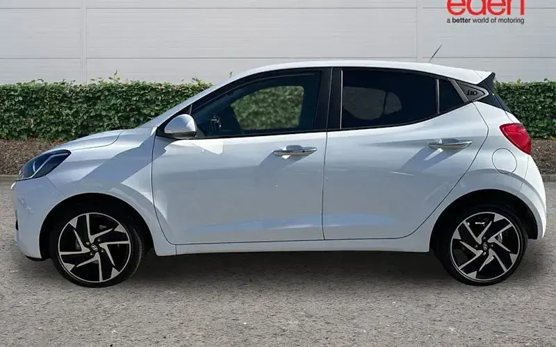 New Hyundai i10 Premium 79 HP (58 kW) 2026 Hatchback