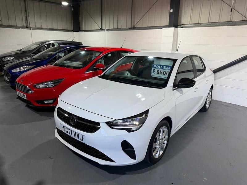 Used Vauxhall Corsa Edition 75 HP (55 kW) 2021 White Hatchback