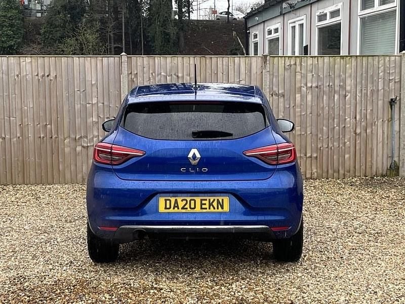 Used Renault Clio V Iconic 100 HP (73 kW) 2020 Blue Hatchback