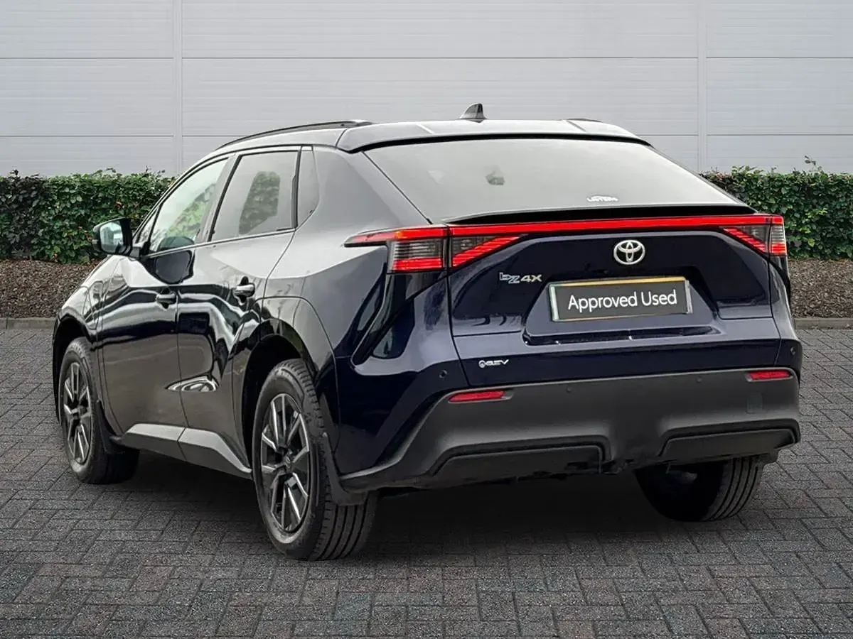 New Toyota bZ4X Design 164 kW (224 HP) 2025 Blue SUV