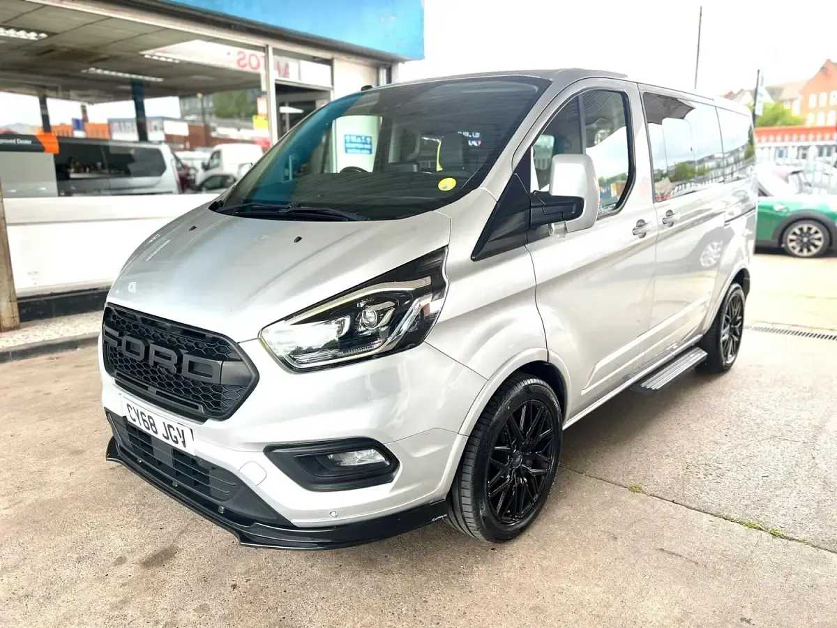 Used Ford Tourneo Titanium X 130 HP (95 kW) 2018 Silver MPV