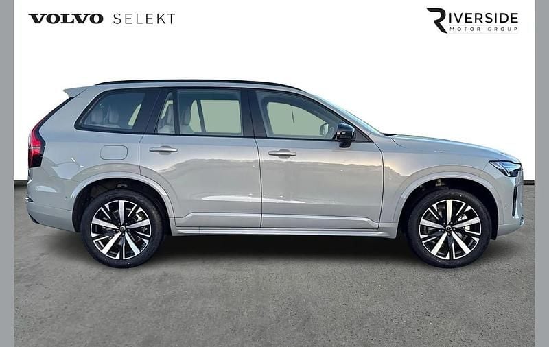 New Volvo XC90 Plus 247 HP (181 kW) 2025 Grey SUV