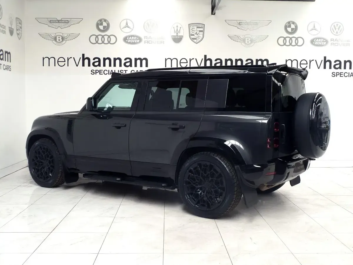 Used Land Rover Defender HSE Dynamic 2024 Grey SUV