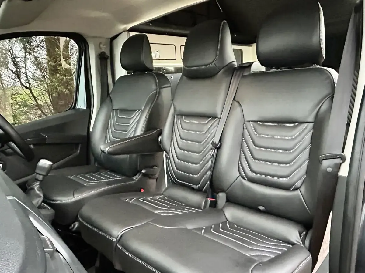 Used Renault Trafic 150 HP (110 kW) 2022 Grey MPV