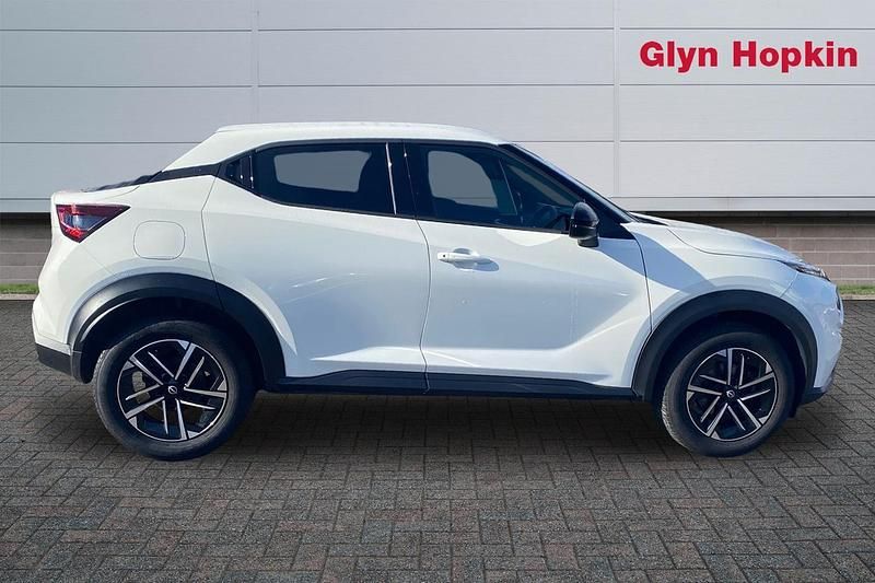 Used Nissan Juke N-Connecta 2024 White SUV