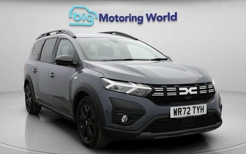 Used Dacia Jogger Extreme 110 HP (80 kW) 2023 Grey MPV