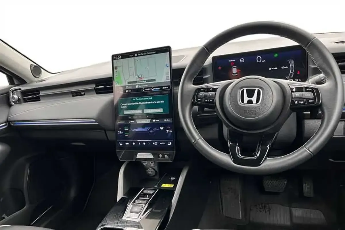 Used Honda e:Ny1 Elegance 150 kW (204 HP) 2024 Platinum white SUV