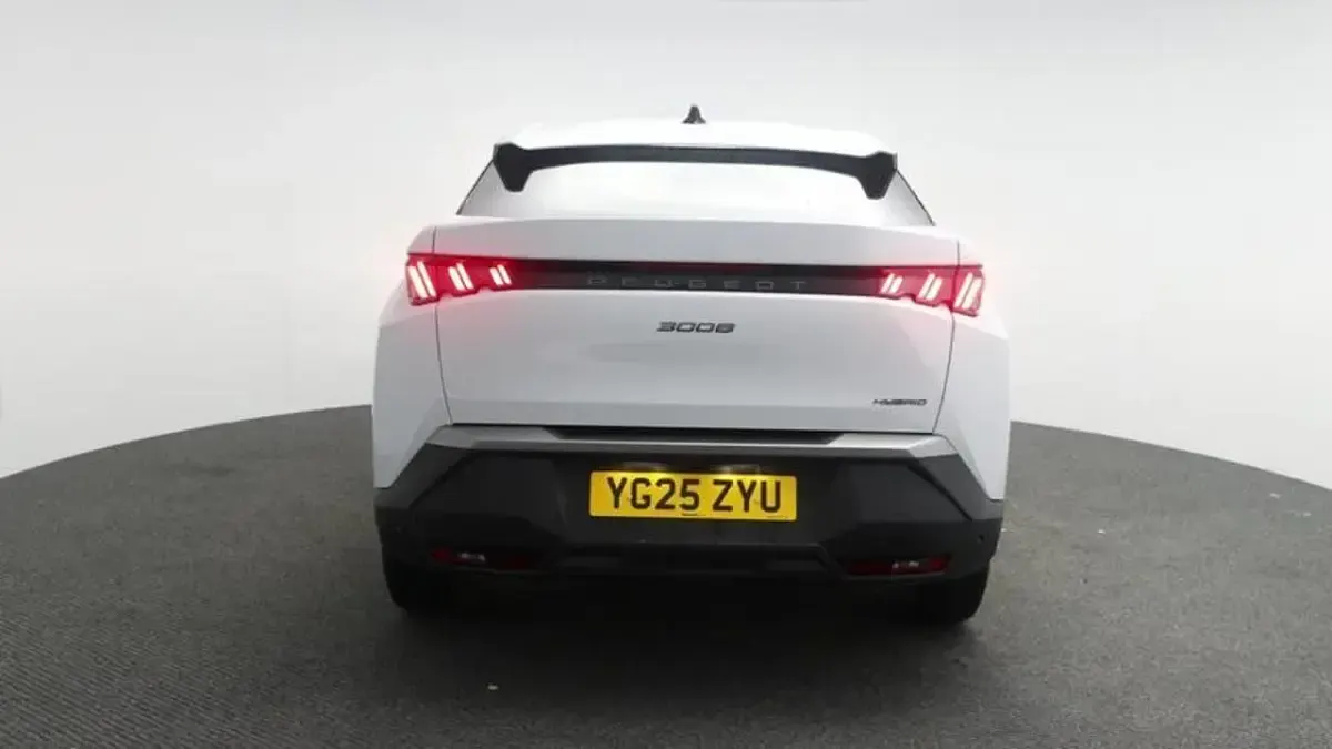 Used Peugeot 3008 Allure 134 HP (98 kW) 2025 Okenite white SUV