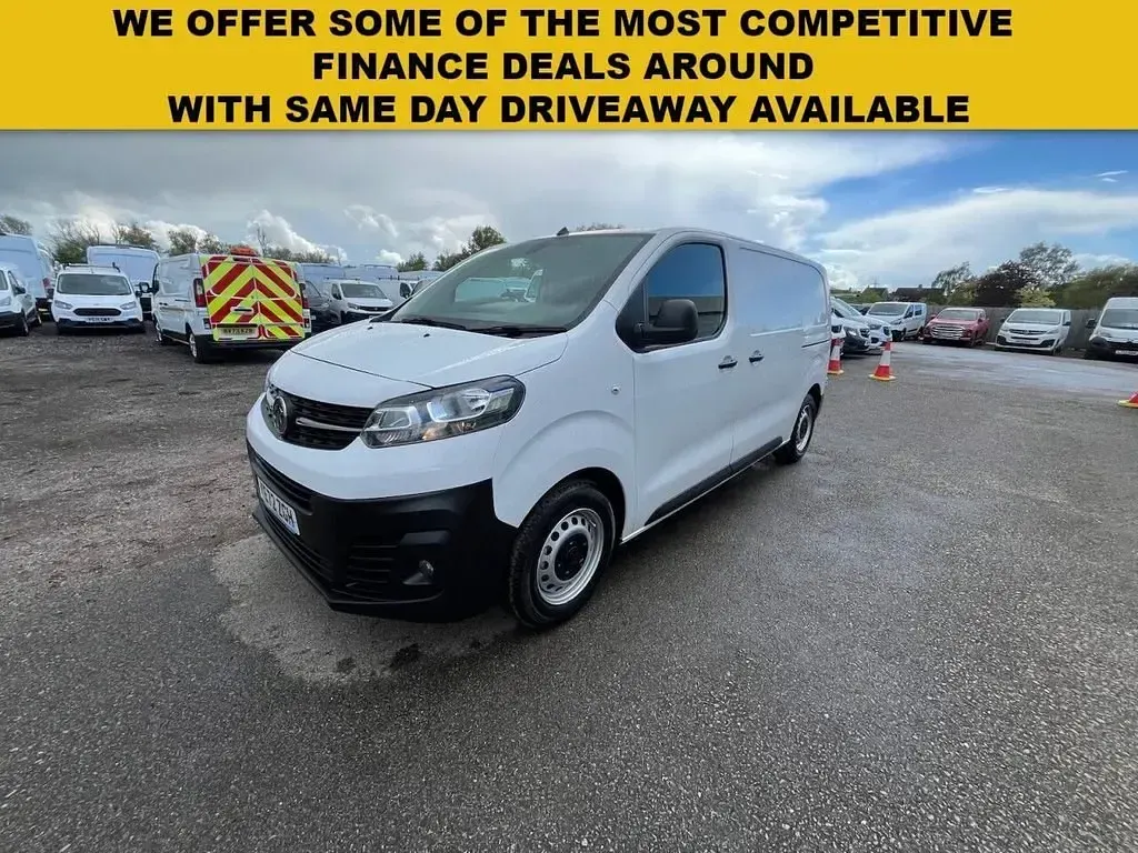 Gebraucht Vauxhall Vivaro S 120 PS (88 kW) 2022 Weiß Van / Kleinbus