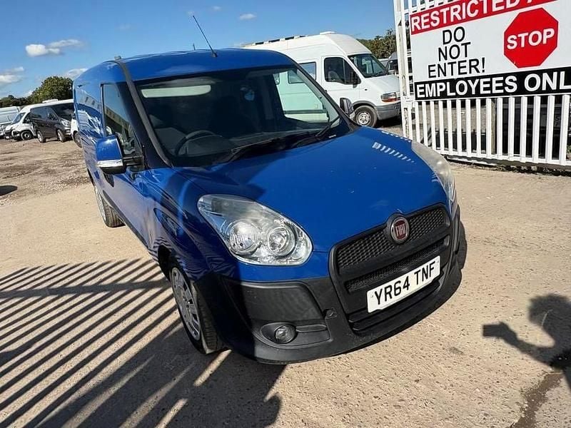 Multicoloured Used 2014 Fiat Doblò MPV | £2,995 (Fair price) - Image 1/4