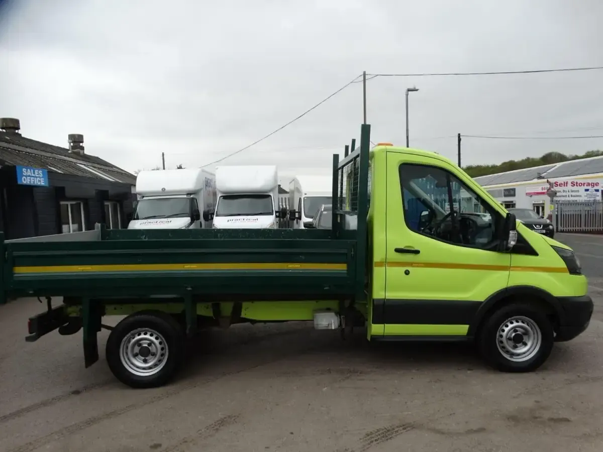Begagnad Ford Transit 2018 Grön