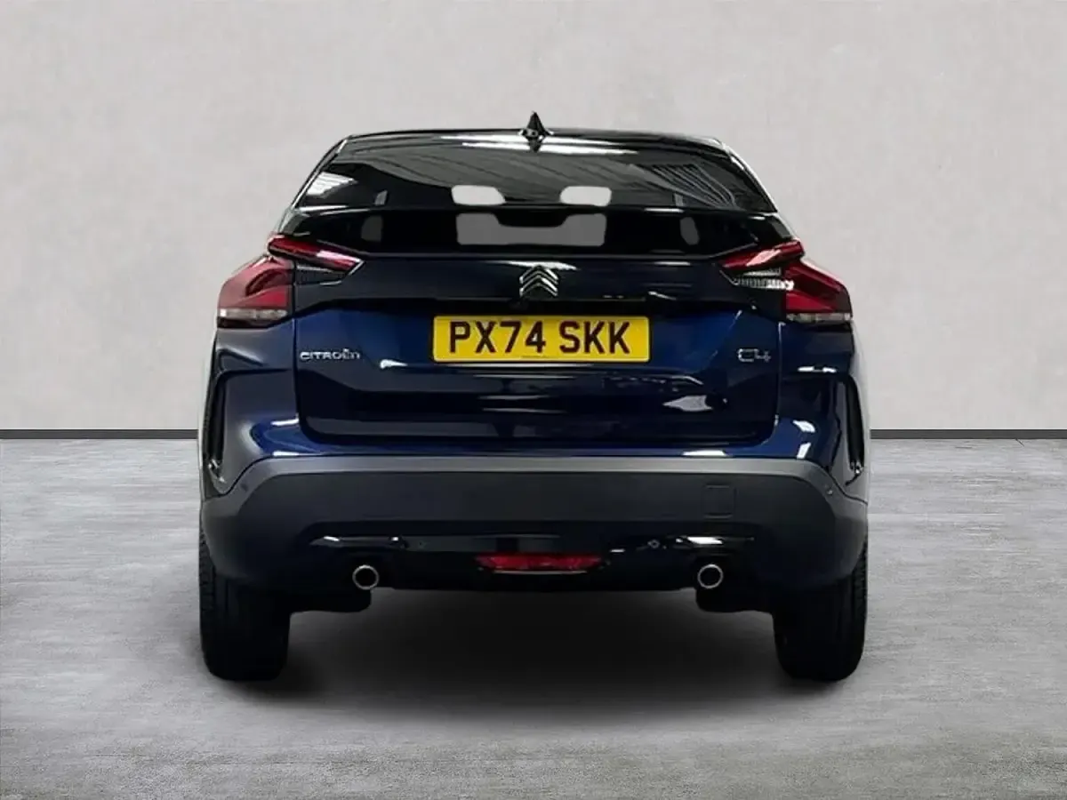 Used Citroën C4 PureTech 130 HP (95 kW) 2024 Blue SUV