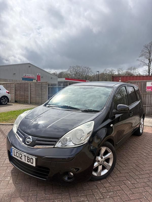 Begagnad Nissan Note N-TEC 2012 Svart Halvkombi