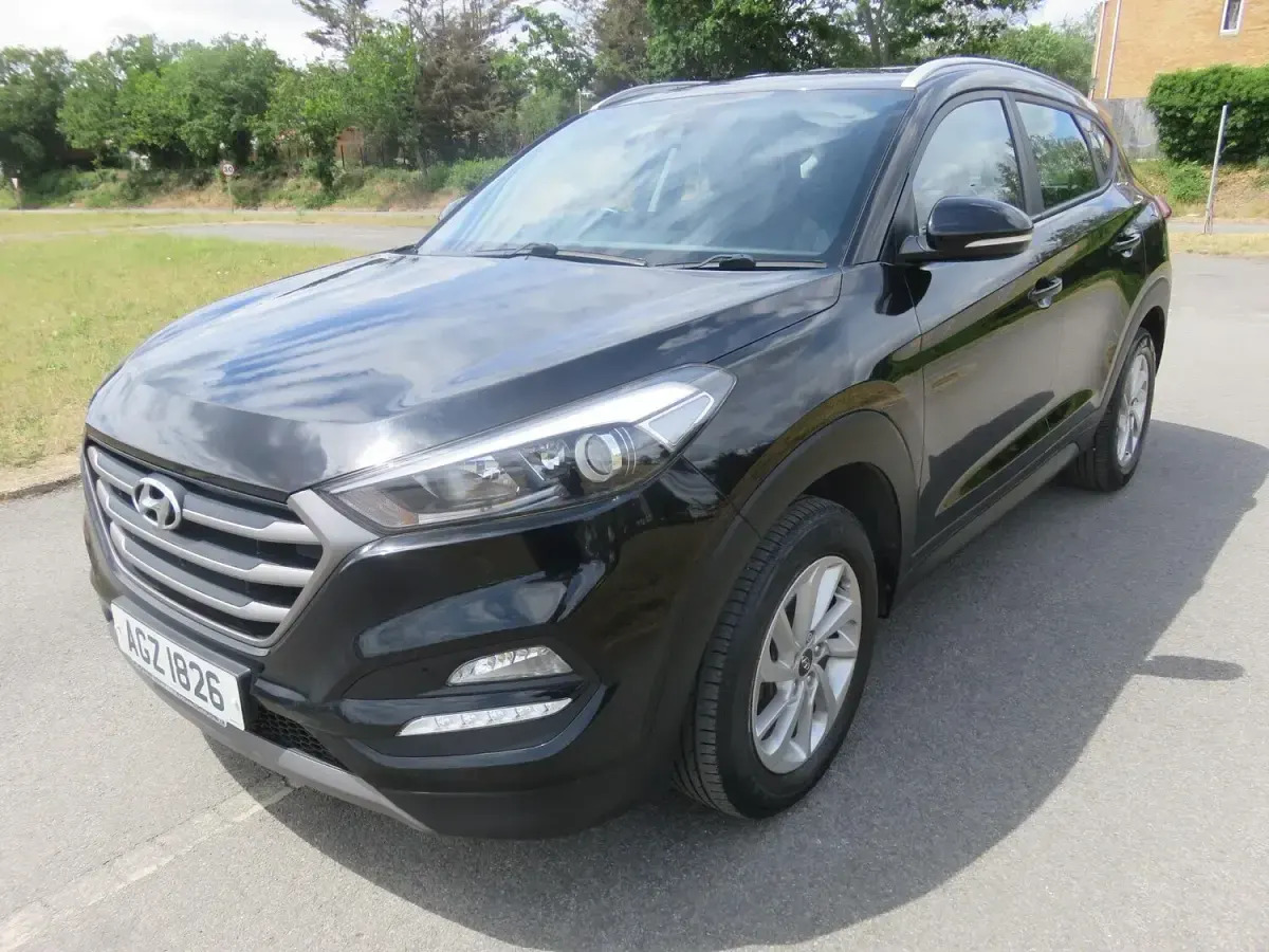 Used Hyundai Tucson SE 2015 Black SUV