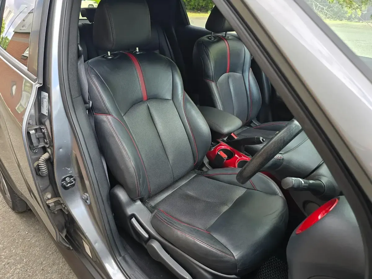 Used Nissan Juke Tekna 108 HP (79 kW) 2014 Grey SUV