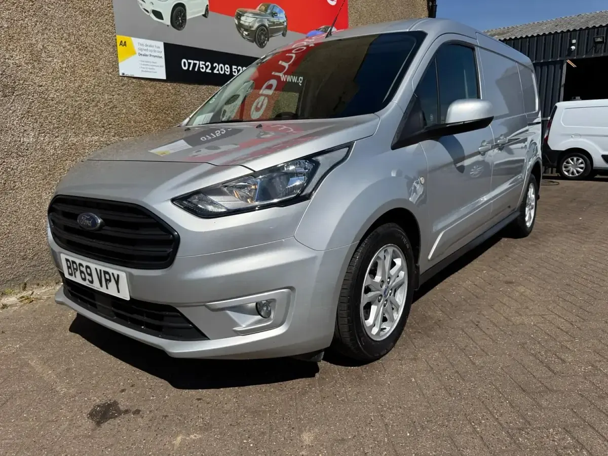 Used Ford Transit Connect Limited 120 HP (88 kW) 2019 Silver MPV