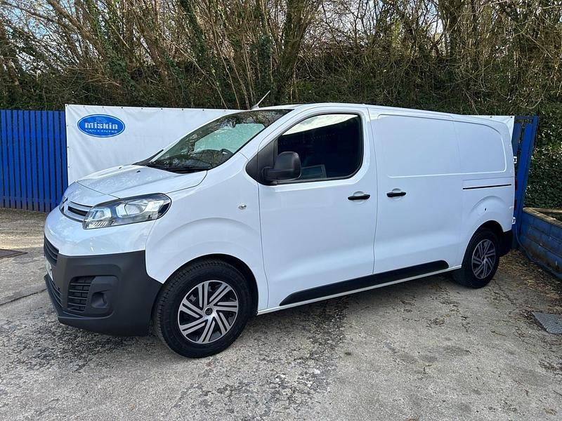 Used Citroën Dispatch 2022 White MPV