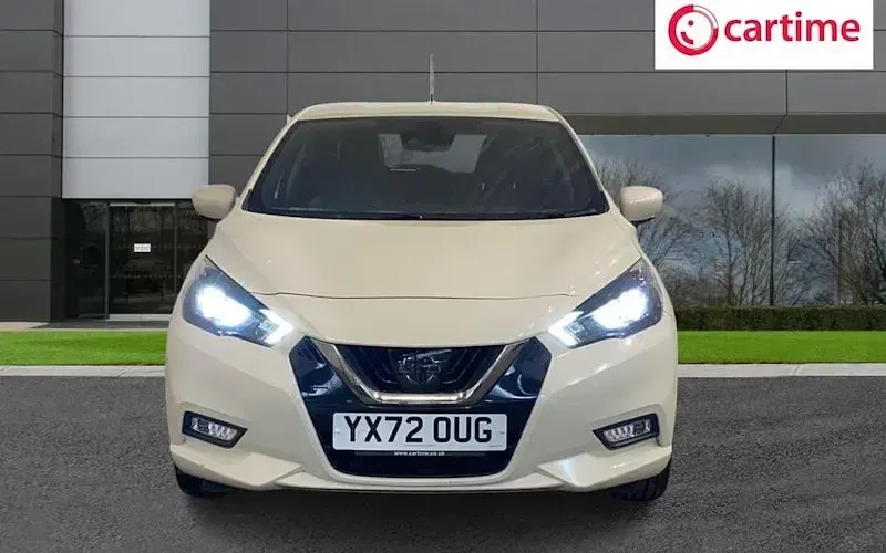 Used Nissan Micra Tekna 92 HP (67 kW) 2022 White Hatchback