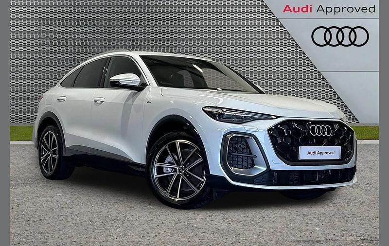 Used Audi Q5 Sportback Advanced 200 HP (147 kW) 2025 White SUV
