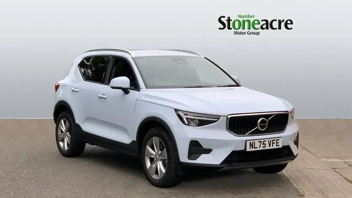 Used Volvo XC40 Core 163 HP (119 kW) 2026 SUV