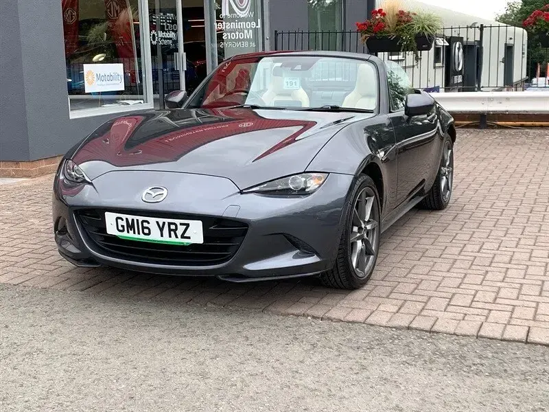 Used Mazda MX5 Inclusive 160 HP (117 kW) 2016 Grey Cabriolet
