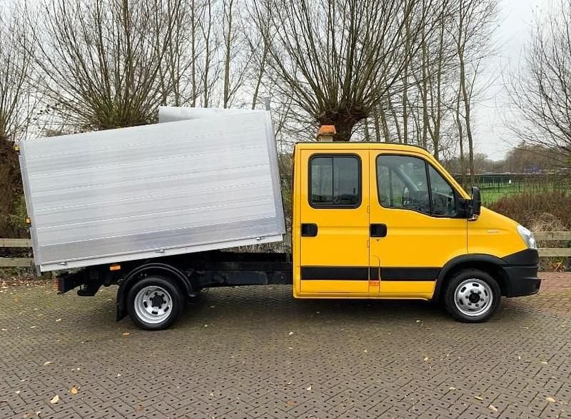 Used Iveco Daily 2014 Yellow Cabriolet