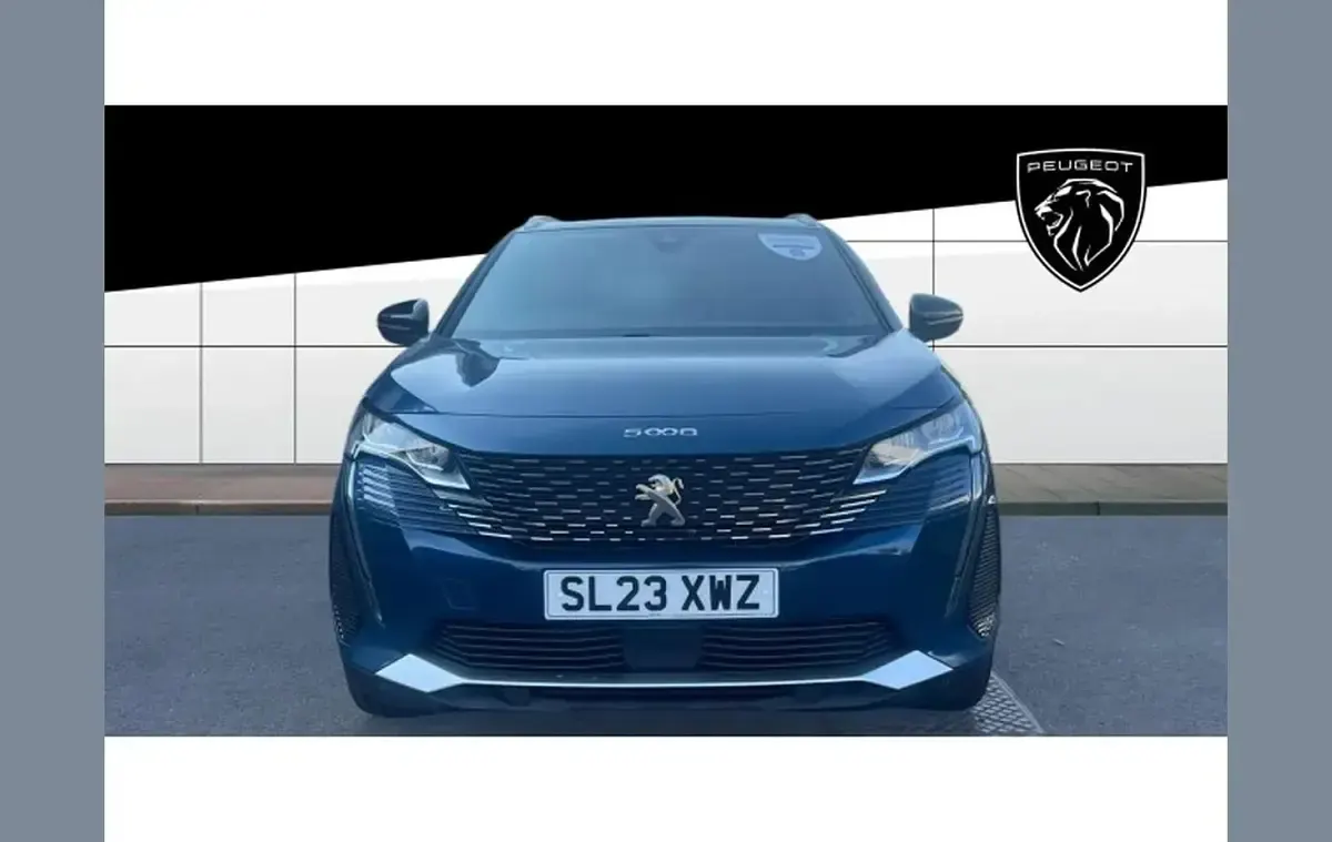 Used Peugeot 5008 Allure+ 131 HP (96 kW) 2023 Blue SUV