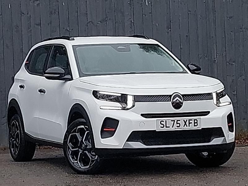 Special solid polar white New 2025 Citroën C3 Hatchback | £16,998 (Good price) - Image 1/4