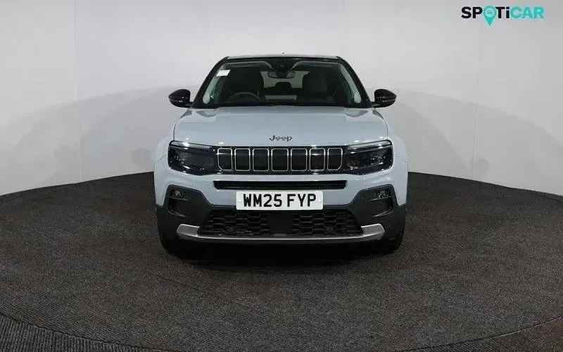 Usado Jeep Avenger Summit 101 HP (74 kW) 2025 Cinzento SUV