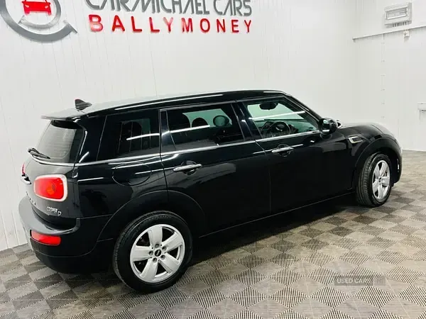 Used Mini Cooper Clubman 150 HP (110 kW) 2016 Black Estate