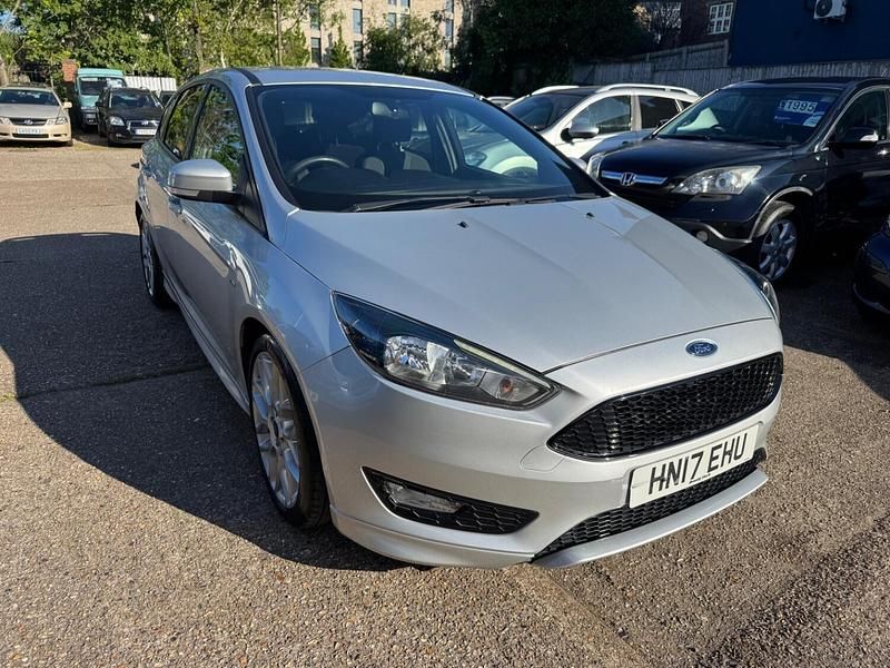 Silver Used 2017 Ford Focus ST-Line Hatchback | £5,995 (Good price) - Image 1/4