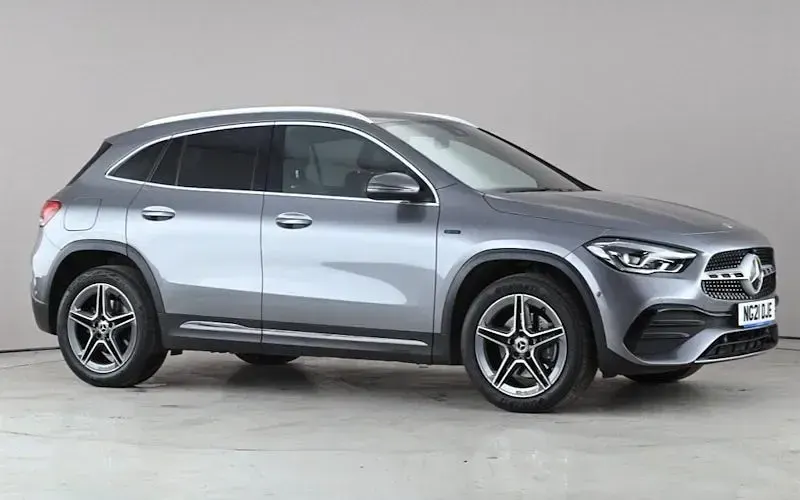 Usado Mercedes GLA250 Exclusive 218 HP (160 kW) 2022 SUV