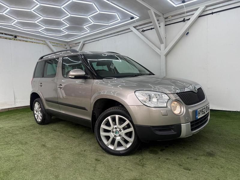Used Skoda Yeti Elegance 105 HP (77 kW) 2012 Beige SUV