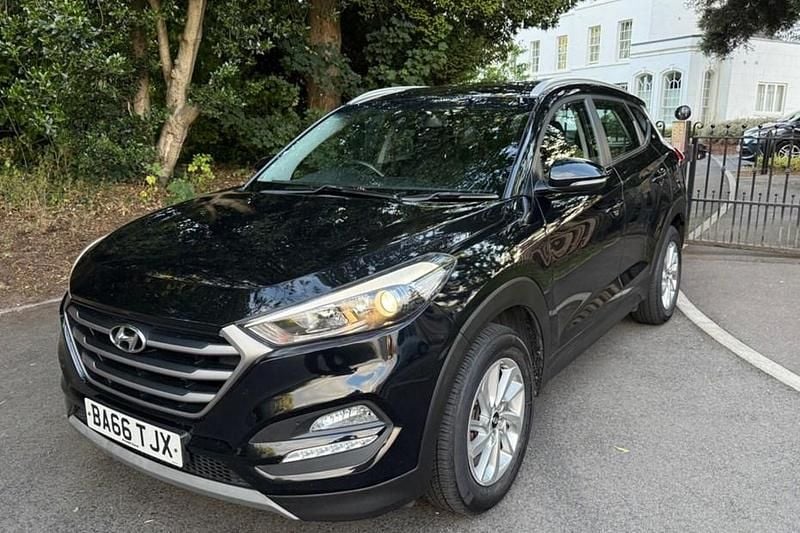Black Used 2017 Hyundai Tucson SE SUV | £8,000 (Good price) - Image 1/1