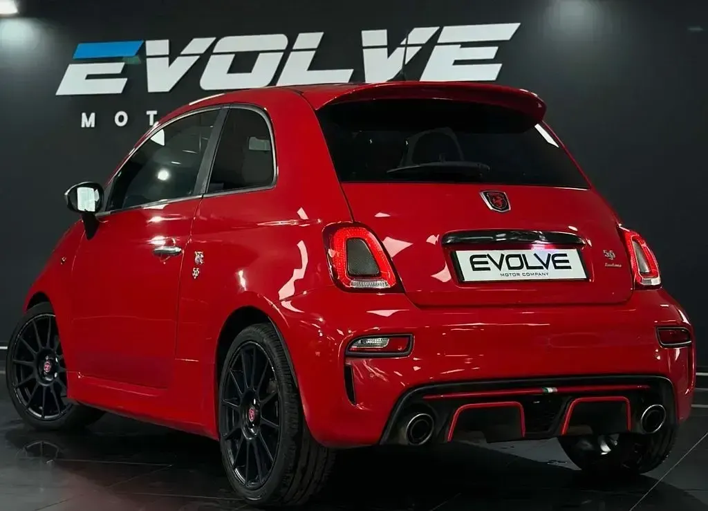 Used Abarth 595 70th Anniversary 165 HP (121 kW) 2019 Red Hatchback