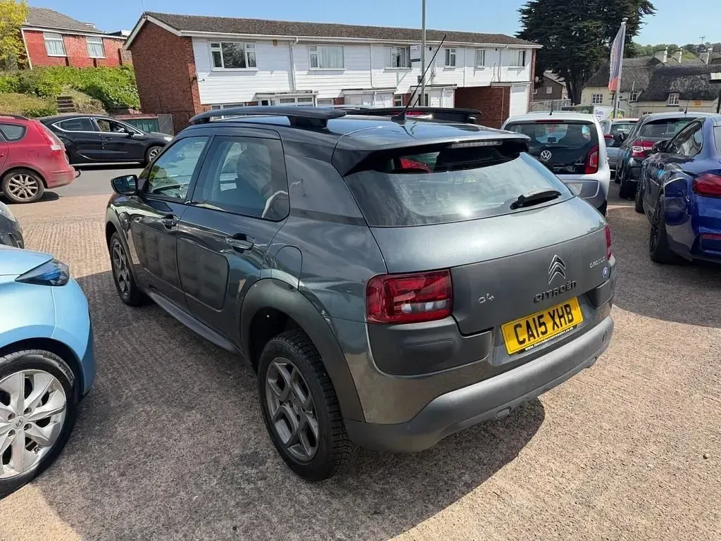 Używany Citroën C4 Cactus Feel 100 KM (73 kW) 2015 Szary Hatchback