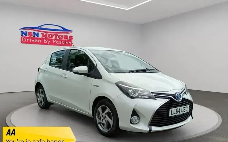 Used Toyota Yaris 101 HP (74 kW) 2016 Hatchback